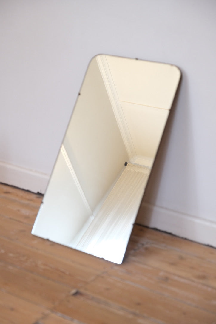 Vintage mirror with solide wooden back