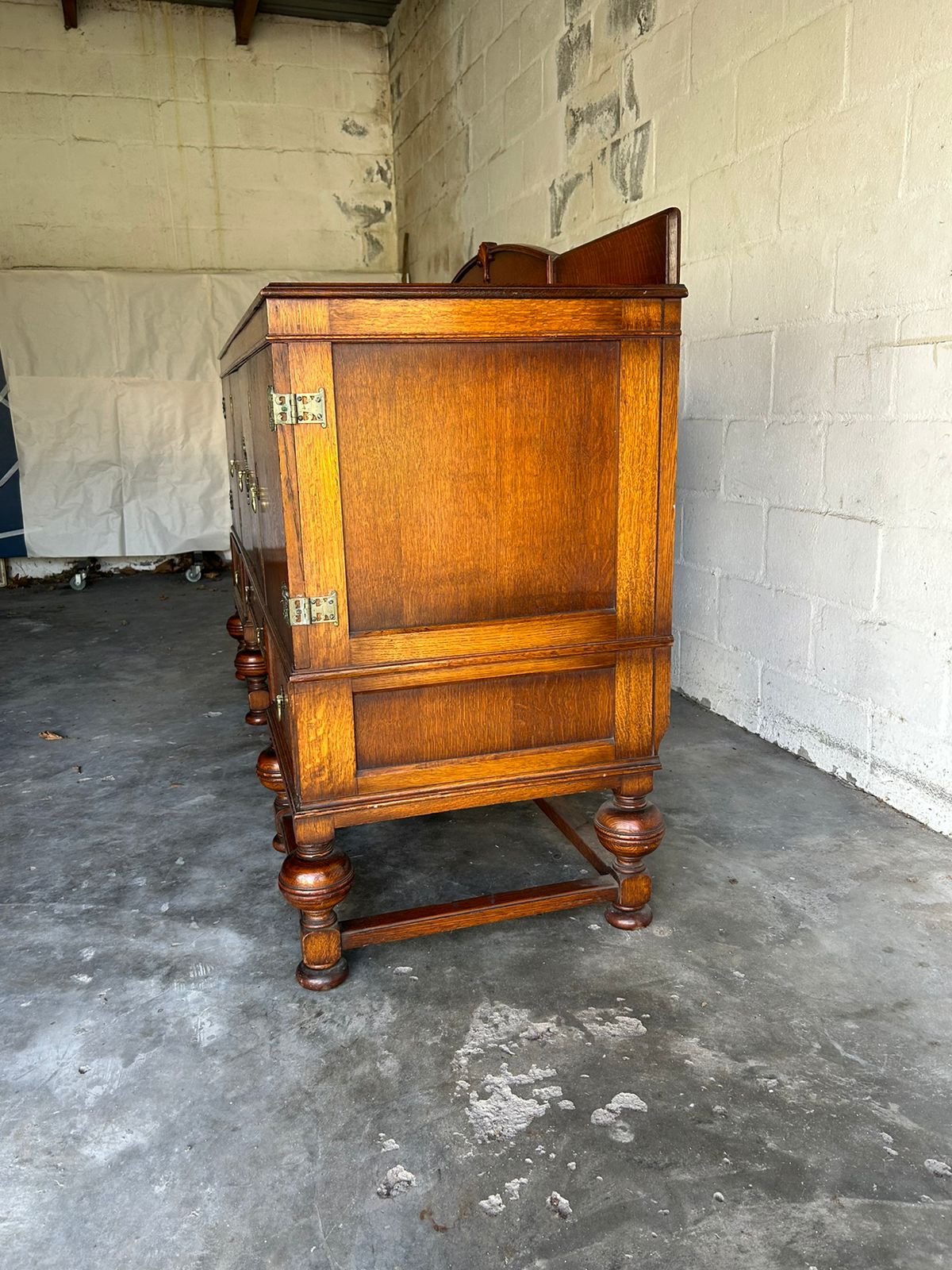 1910-1920's original Belweb serving oak sideboard I 📍 Rosebank, CPT