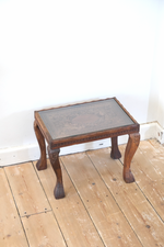 Load image into Gallery viewer, Wood carved stool with glass top
