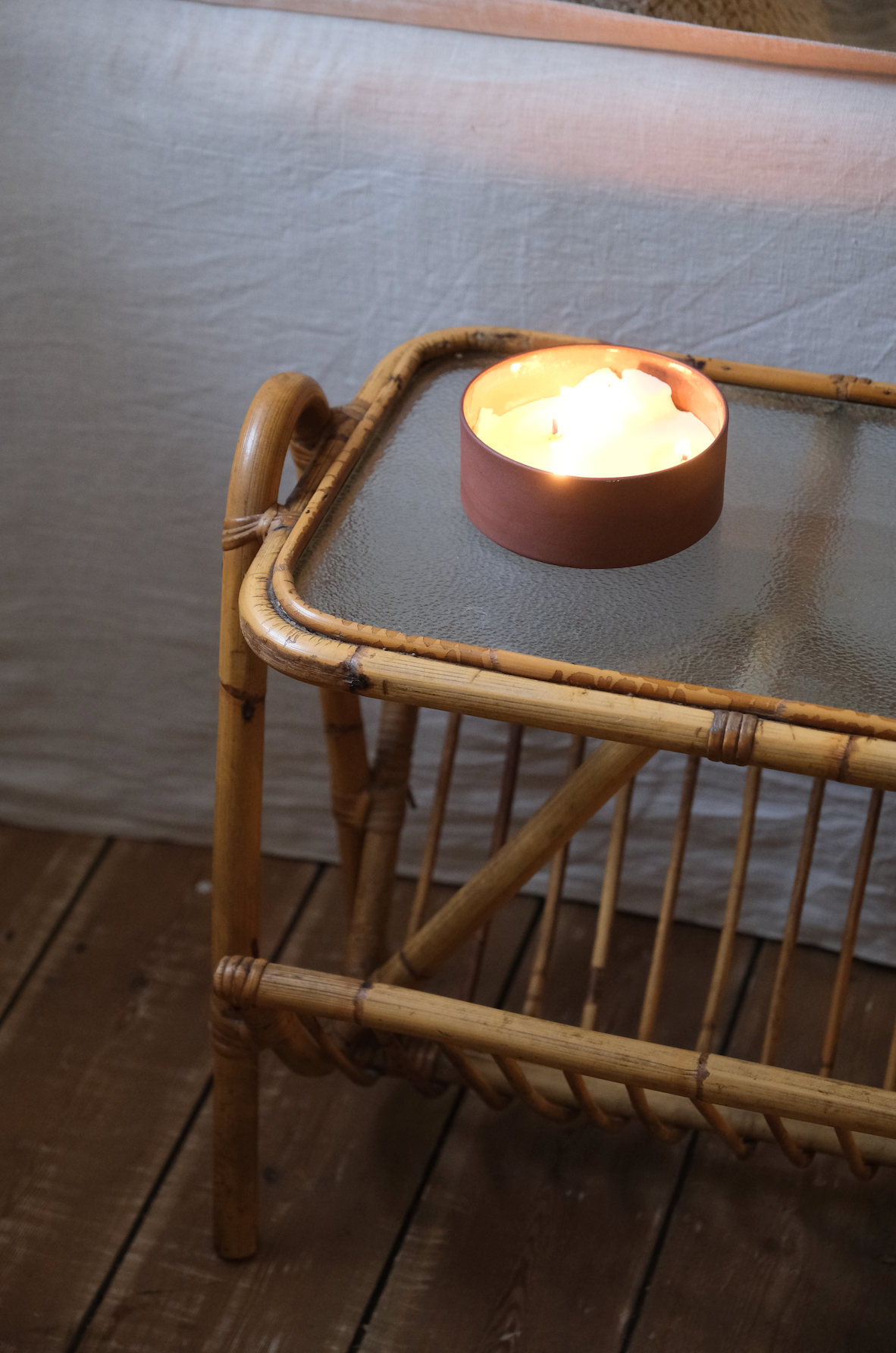 Side table and magazine rack