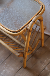 Side table and magazine rack