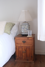 Load image into Gallery viewer, Pair of beautiful rustic bed side tables
