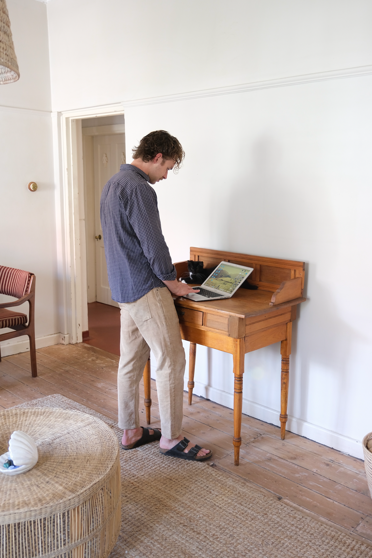 Wooden desk with carved legs