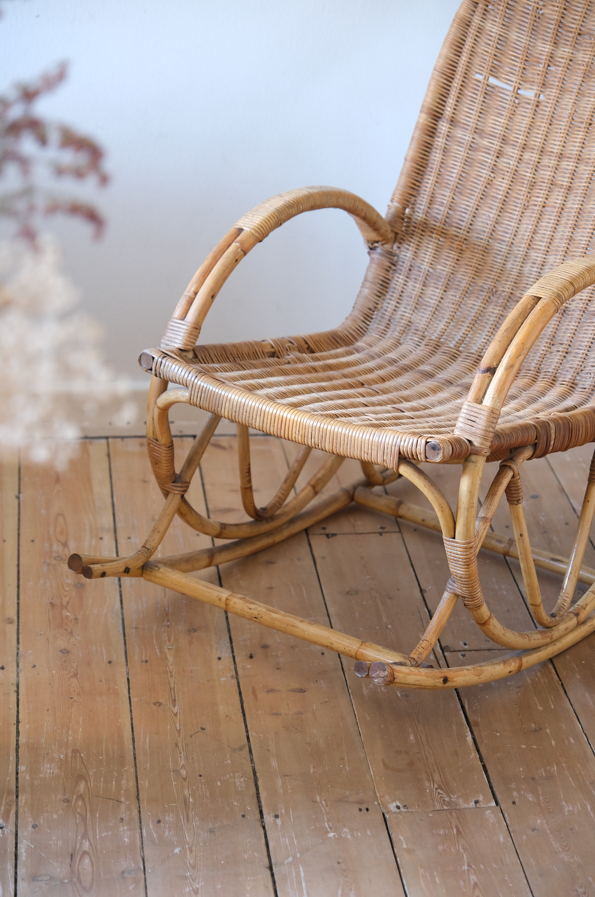 Rocking cane chair