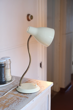 Load image into Gallery viewer, Cream vintage office lamp
