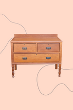 Load image into Gallery viewer, Chest of drawers in flawless condition
