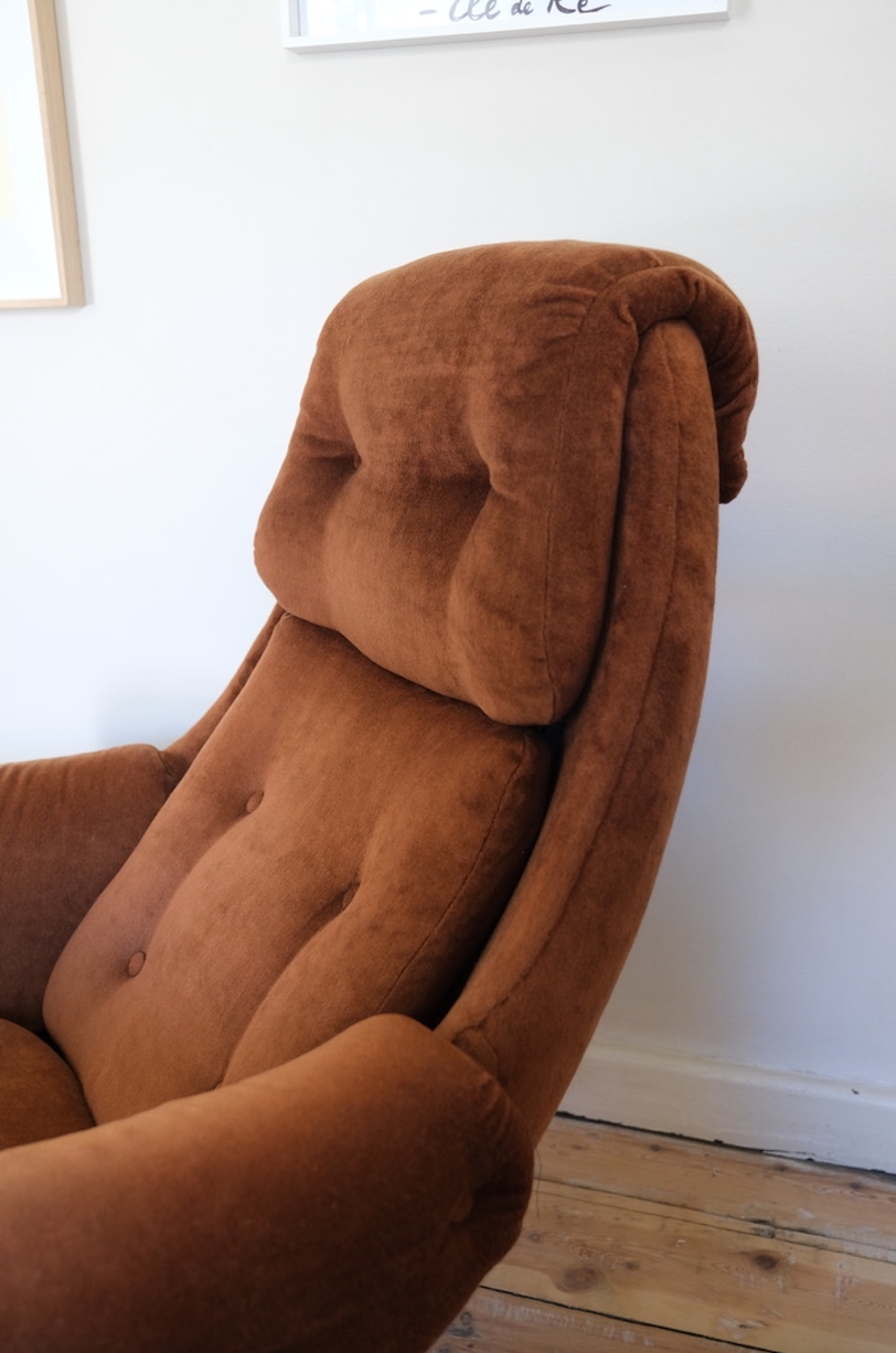 Swivel 60's burnt orange velvet chair