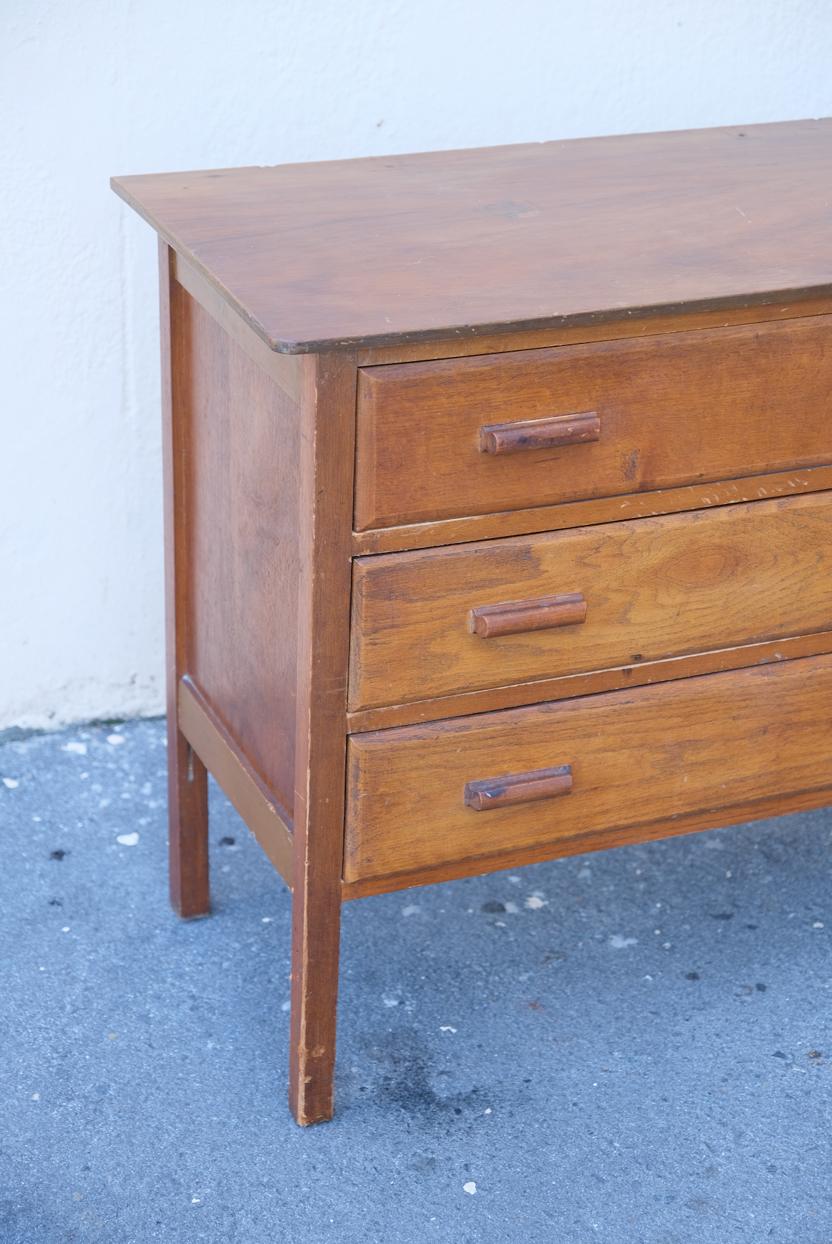 Mid-Century Modern chest of drawers