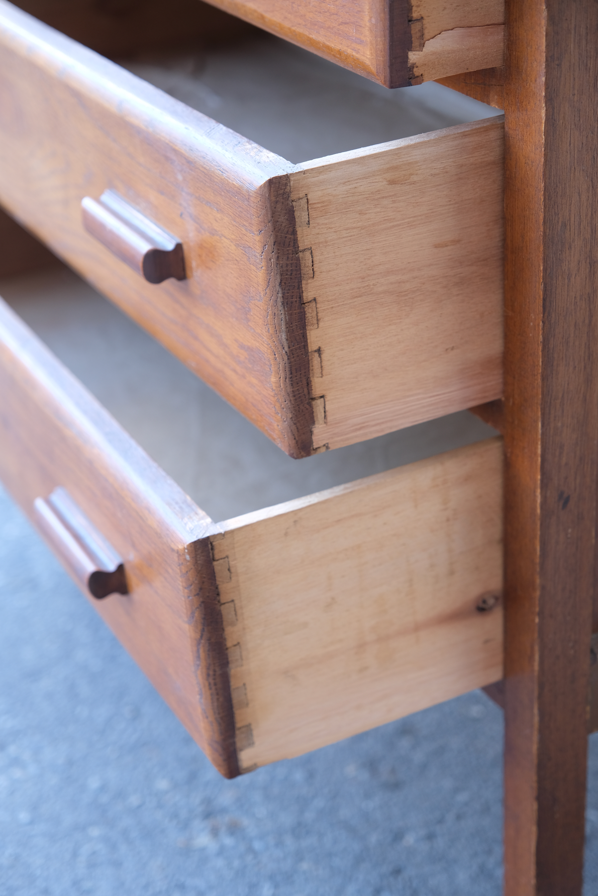 Mid-Century Modern chest of drawers