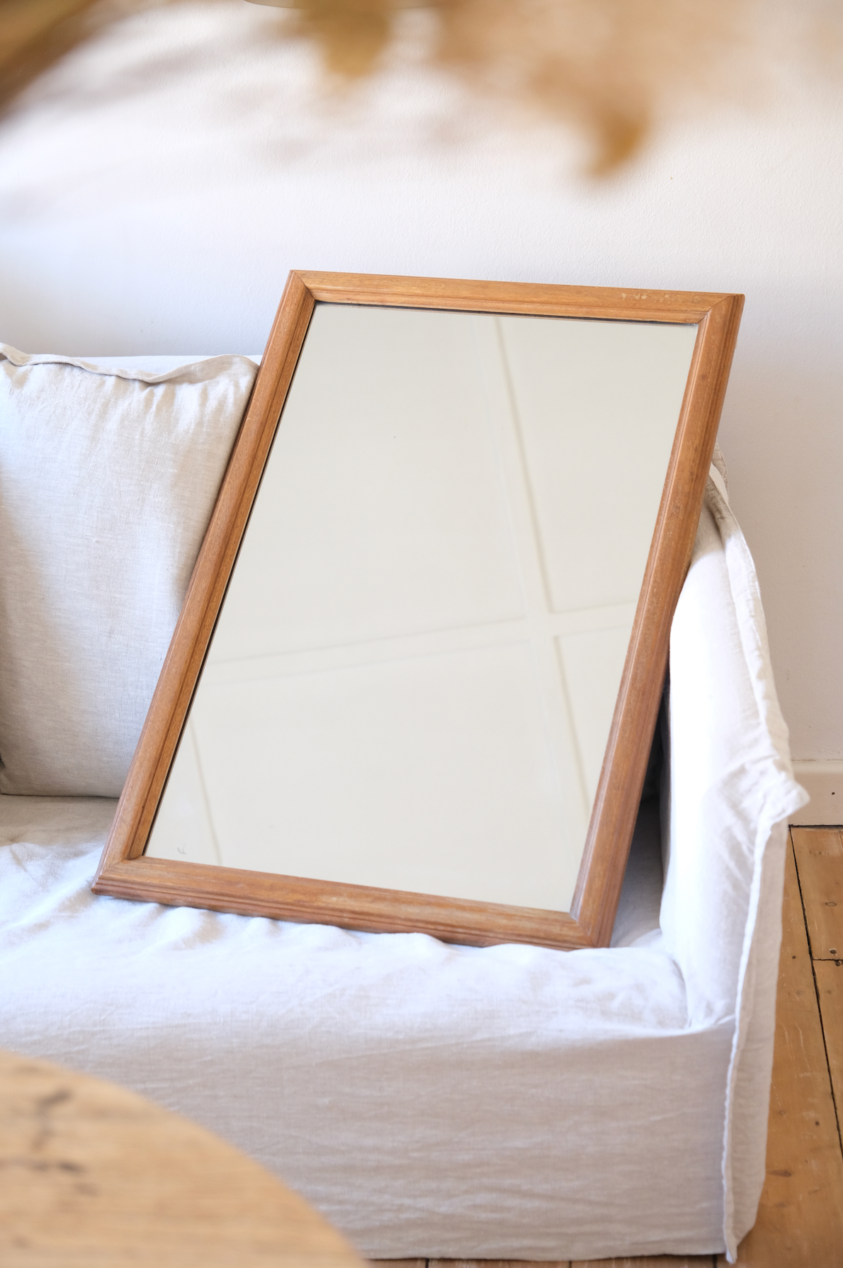 Light wooden frame large mirror (91 x 61 cm)