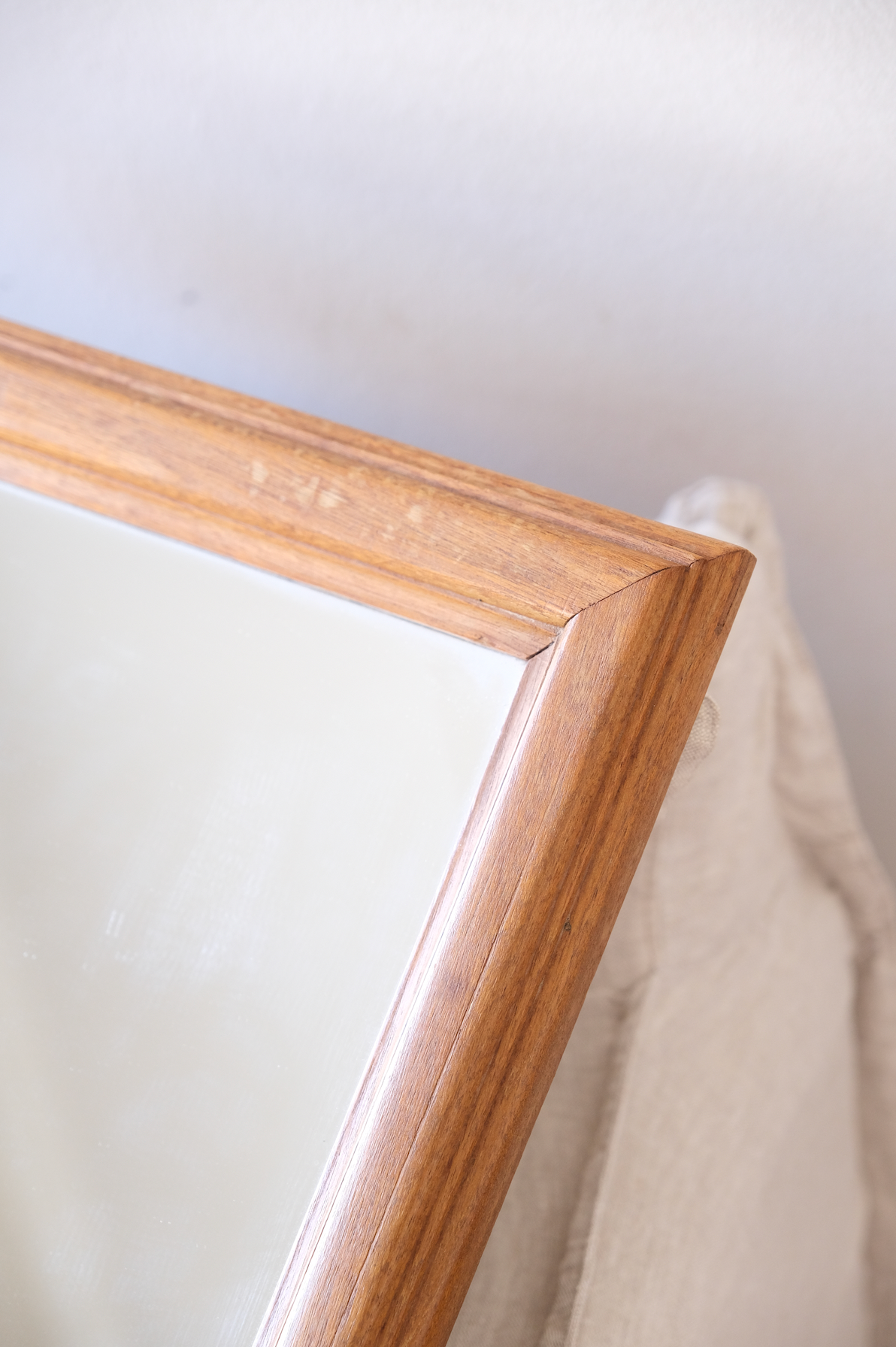 Light wooden frame large mirror (91 x 61 cm)