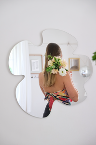 Daisy Mirror